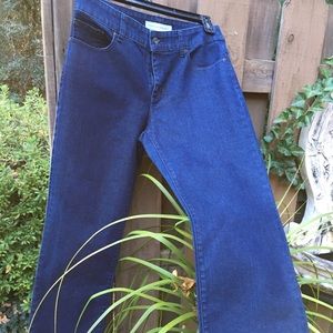 Chico’s bootcut jeans Platinum Denin, size 0 Short.